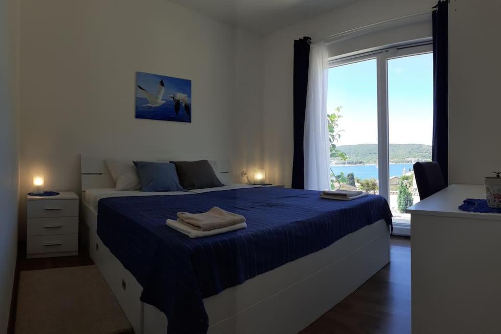 Vis - Luxury Holiday Villa With Swimming Pool Kültér fotó